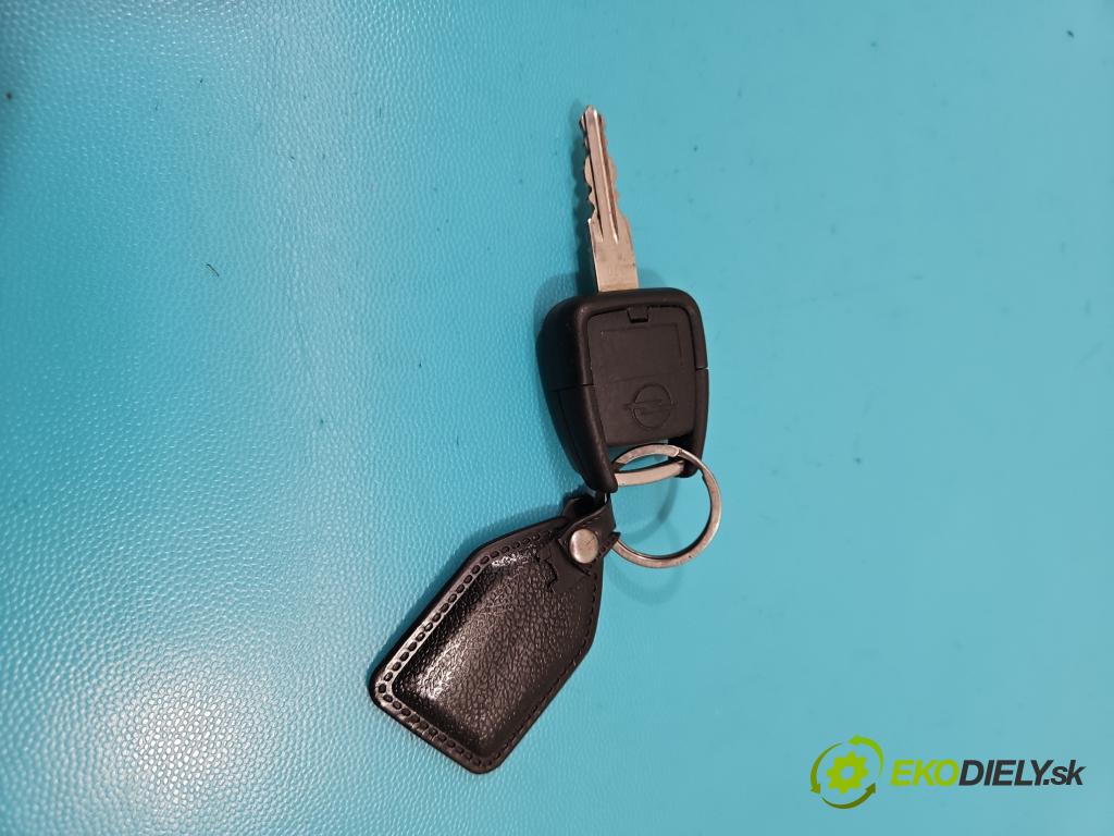 Opel Astra II 1998-2009 1.8 16V 116 hp manual 85 kW 1796 cm3 2- řídící jednotka motoru 90560476