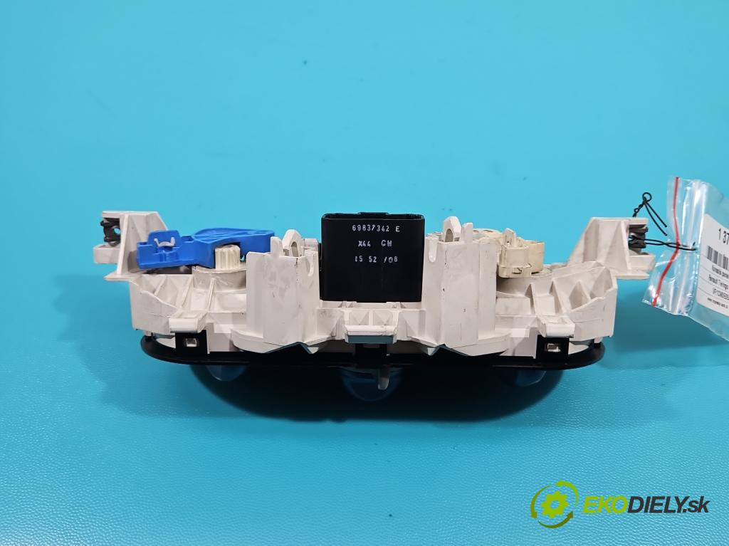 Renault Twingo II 2007-2014 1.5 dci 64 HP manual 47 kW 1461 cm3 3- panel kúrenia 080326-2-A-8506