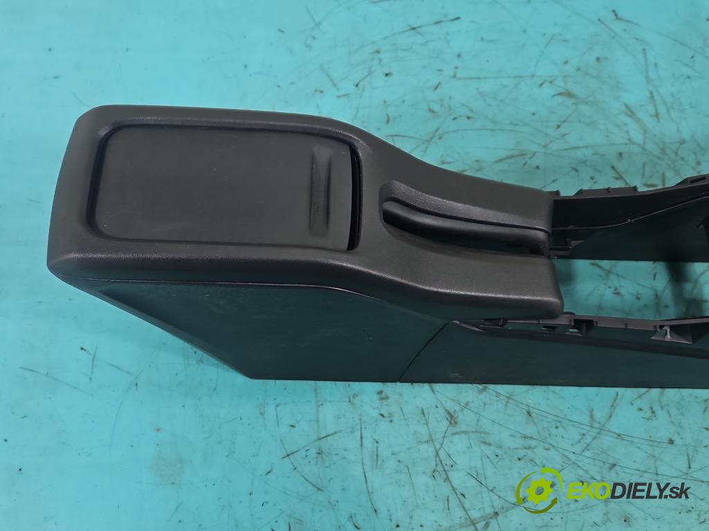 Peugeot 2008 I 2013-2019 1.6 hdi 92 hp manual 68 kW 1560 cm3 5- loketní opěrka  (Loketní opěrka)