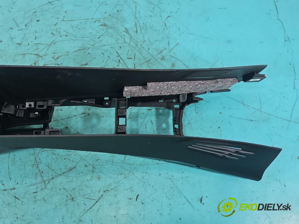 Peugeot 2008 I 2013-2019 1.6 hdi 92 hp manual 68 kW 1560 cm3 5- loketní opěrka  (Loketní opěrka)