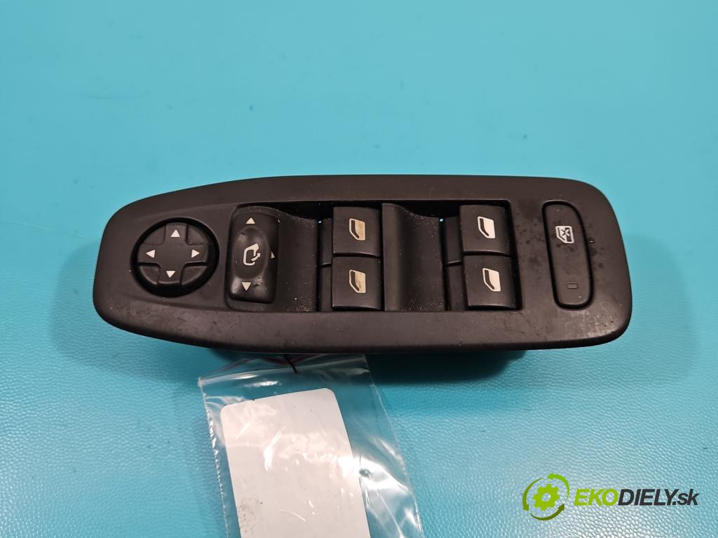Peugeot 2008 I 2013-2019 1.6 hdi 92 hp manual 68 kW 1560 cm3 5- Přepínač oken zpětných zrcátek 96749624ZD