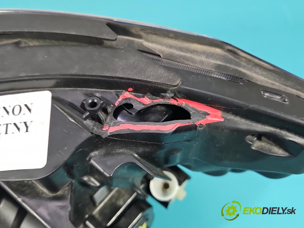 Opel Mokka A 2012-2019 1.4 T 140 HP automatic 103 kW 1364 cm3 5- Reflektor: pravý  (Pravé)