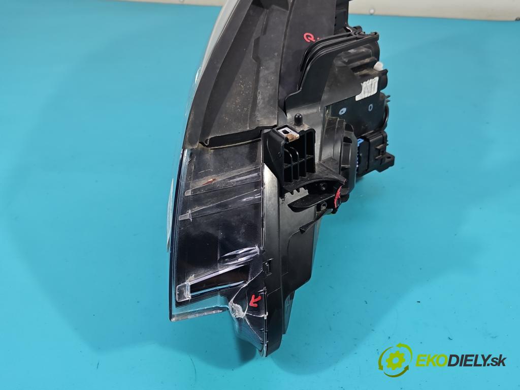 Opel Mokka A 2012-2019 1.4 T 140 HP automatic 103 kW 1364 cm3 5- Reflektor: pravý  (Pravé)