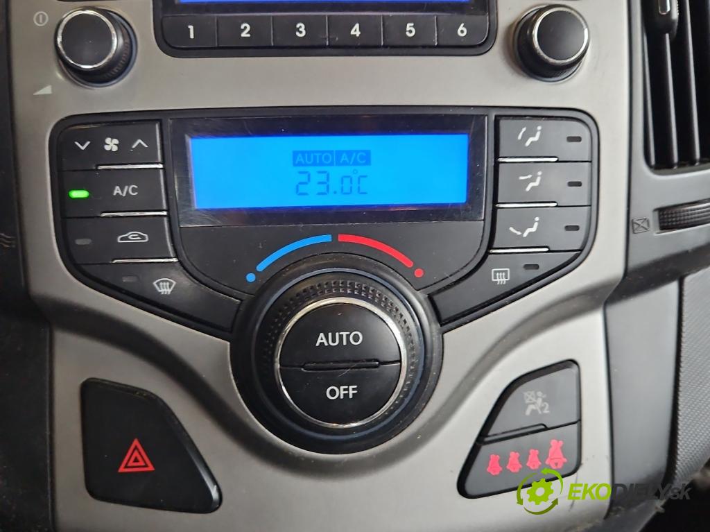Hyundai I30 I 2007-2012 2.0 16V 143 HP automatic 105 kW 1975 cm3 5- panel kúrenia 97250-2LXXX