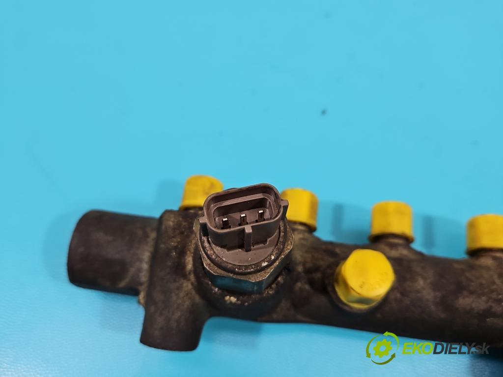 Opel Meriva A 2002-2010 1.7 cdti 101 HP manual 74 kW 1688 cm3 5- lišta vstrekovacia  (Vstrekovacie lišty)