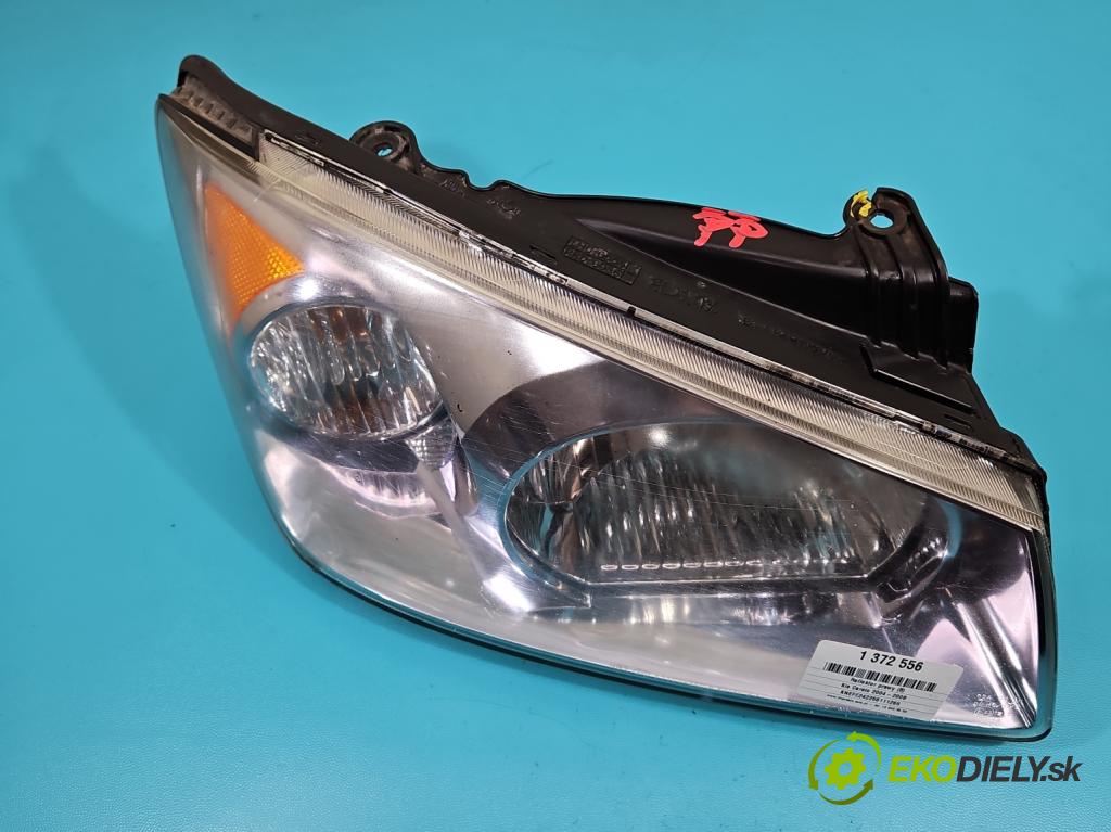 Kia Cerato 2004-2008 1.6 16V 105 HP manual 77,2 kW 1599 cm3 5- Reflektor: pravý  (Pravé)