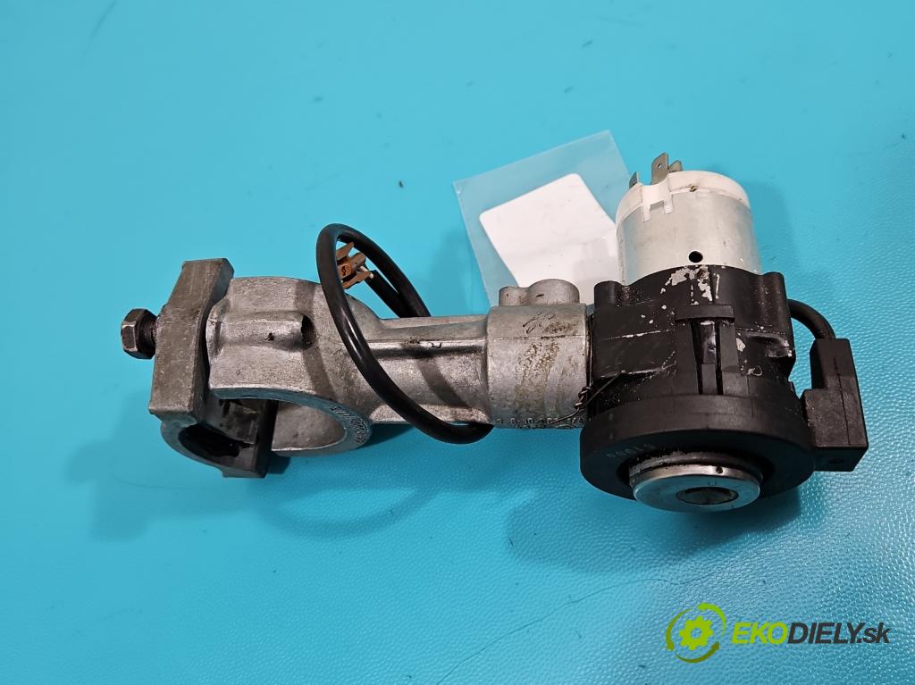 Skoda Felicia 1.3 mpi 68 HP manual 50 kW 1289 cm3 5- Spínačka  (Spínacie skrinky a kľúče)