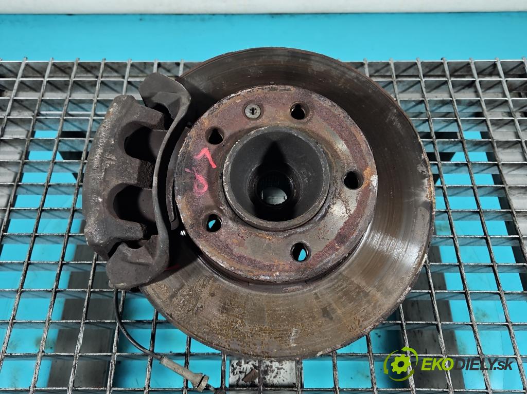 Renault Master II 1998-2010 2.5 dci 99 HP manual 73 kW 2463 cm3 5- náboj ľavé  (Náboje)