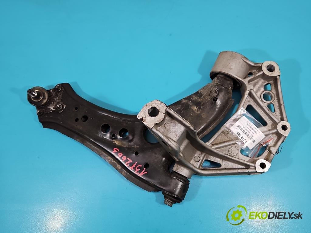 Skoda Roomster 1.4 tdi 69KM manual 51 kW 1422 cm3 5- přední pravý  (Klika dveří ostatní)