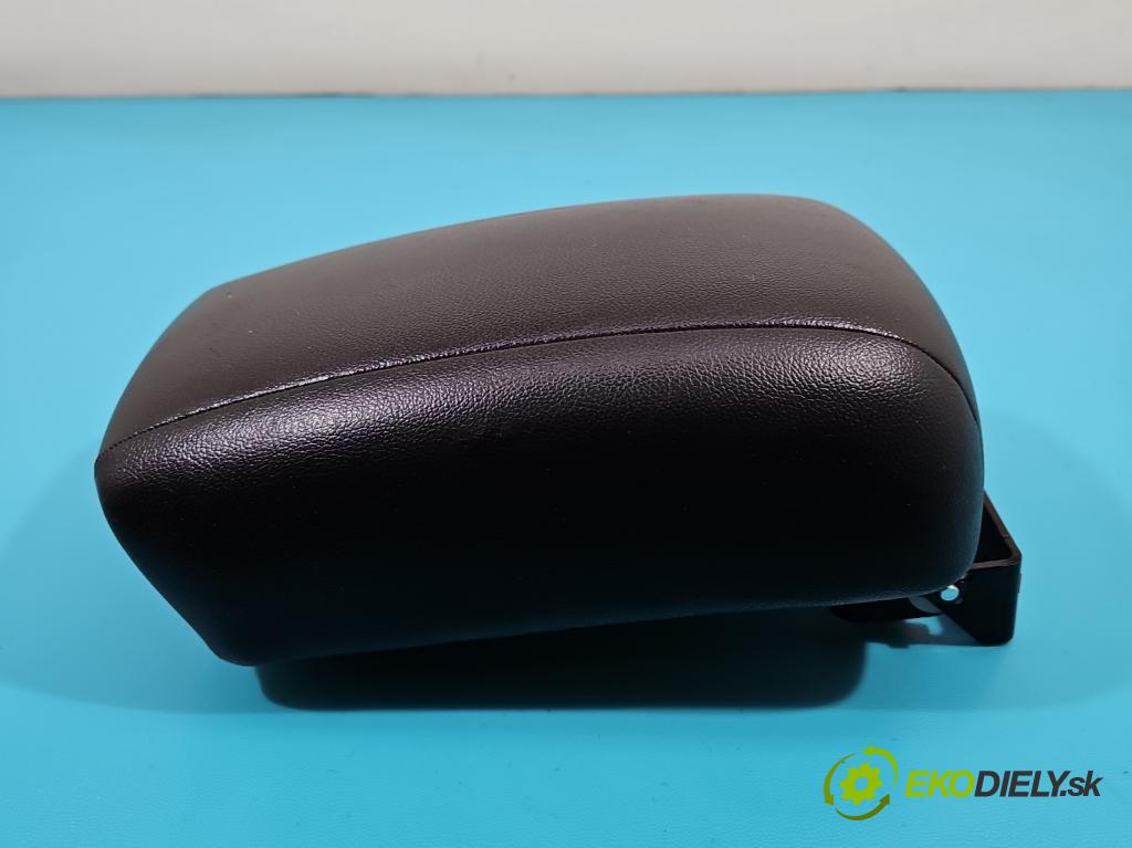 Hyundai I30 I 2007-2012 2.0 16V 143 HP automatic 105 kW 1975 cm3 5- operadlo  (Lakťové opierky)