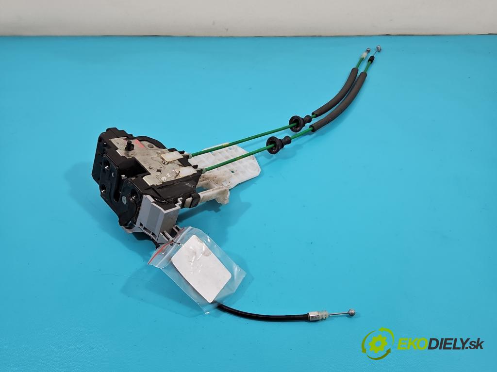 Hyundai I30 I 2007-2012 2.0 16V 143 hp automatic 105 kW 1975 cm3 5- zámek zadní pravý 