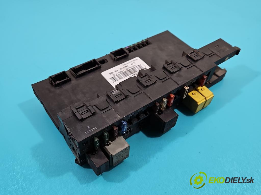 Mercedes C W203 2000-2007 2.0 kompressor 163 hp manual 120 kW 1998 cm3 4- skříňka pojistková 0025457801 (Pojistkové skříňky)