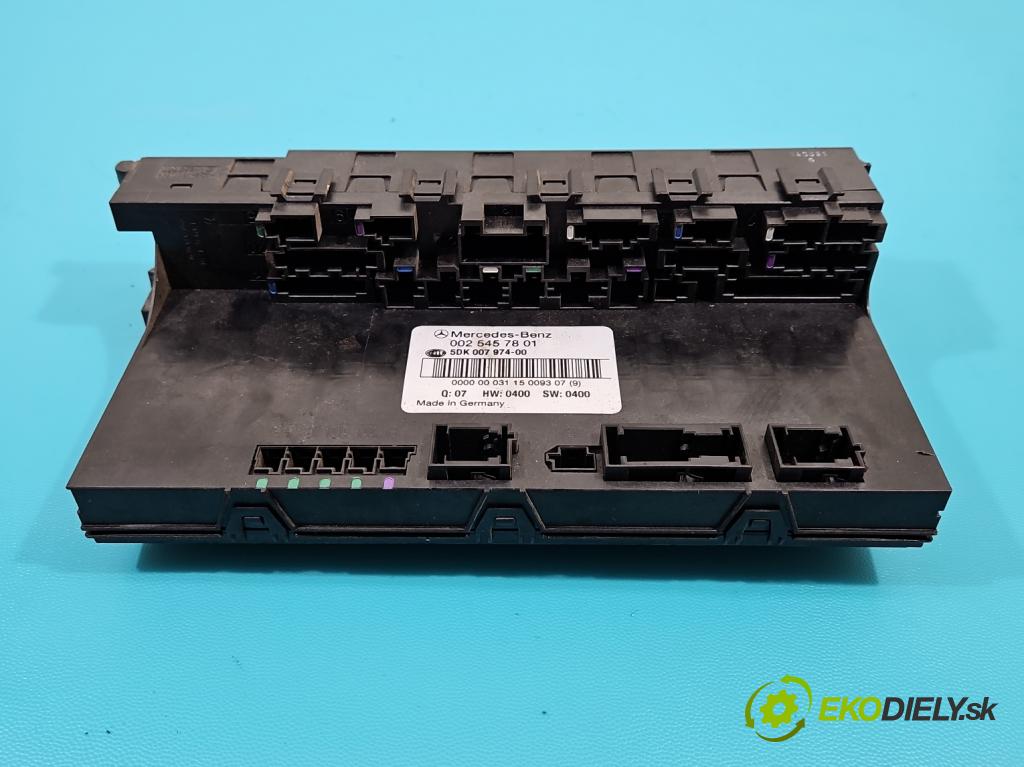 Mercedes C W203 2000-2007 2.0 kompressor 163 hp manual 120 kW 1998 cm3 4- skříňka pojistková 0025457801 (Pojistkové skříňky)