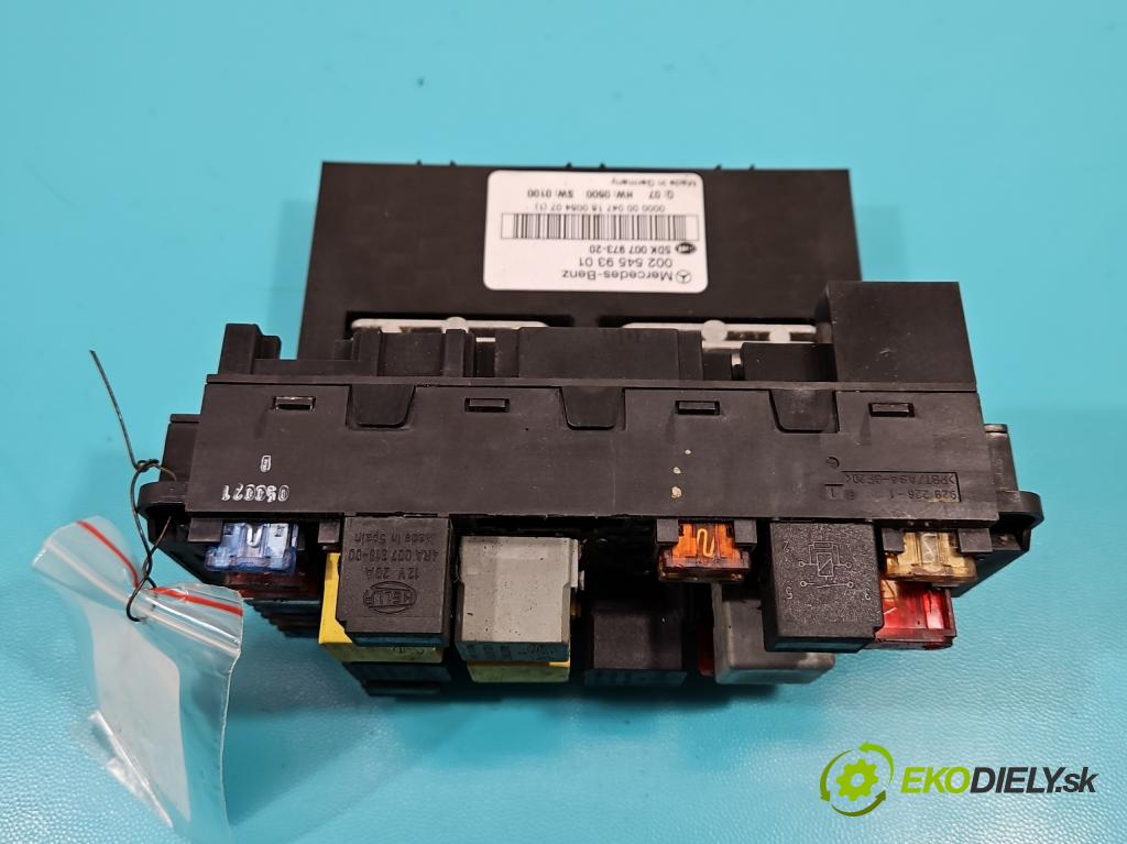 Mercedes C W203 2000-2007 2.0 kompressor 163 hp manual 120 kW 1998 cm3 4- skříňka pojistková 0025459301 (Pojistkové skříňky)