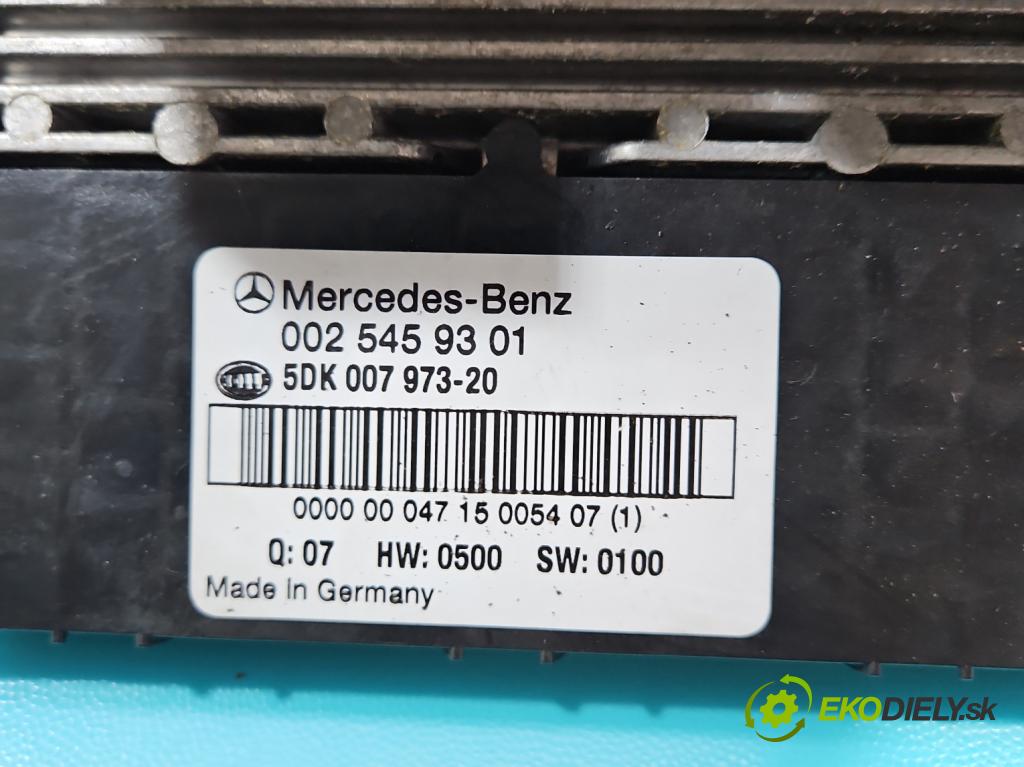 Mercedes C W203 2000-2007 2.0 kompressor 163 hp manual 120 kW 1998 cm3 4- skříňka pojistková 0025459301 (Pojistkové skříňky)