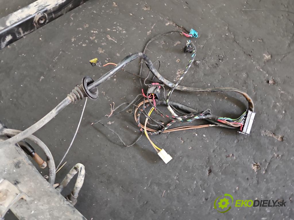 Mercedes C W203 2000-2007 2.0 kompressor 163 hp manual 120 kW 1998 cm3 4- oko tažné  (Tažná zařízení)