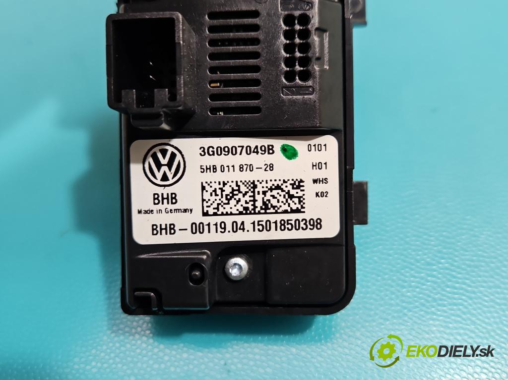 Vw Passat B8 2014 - 2.0 tdi 150 HP automatic 110 kW 1968 cm3 5- panel kúrenia 3G0907049B