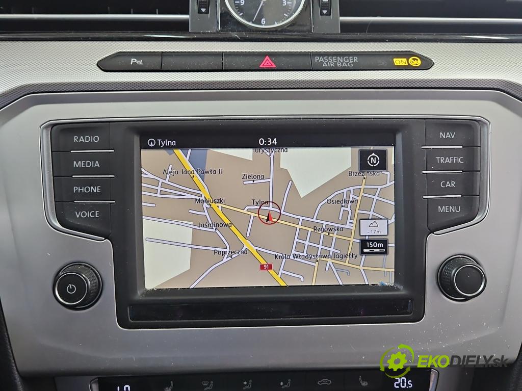 Vw Passat B8 2014 - 2.0 tdi 150 HP automatic 110 kW 1968 cm3 5- Radio originál 3G0919605D