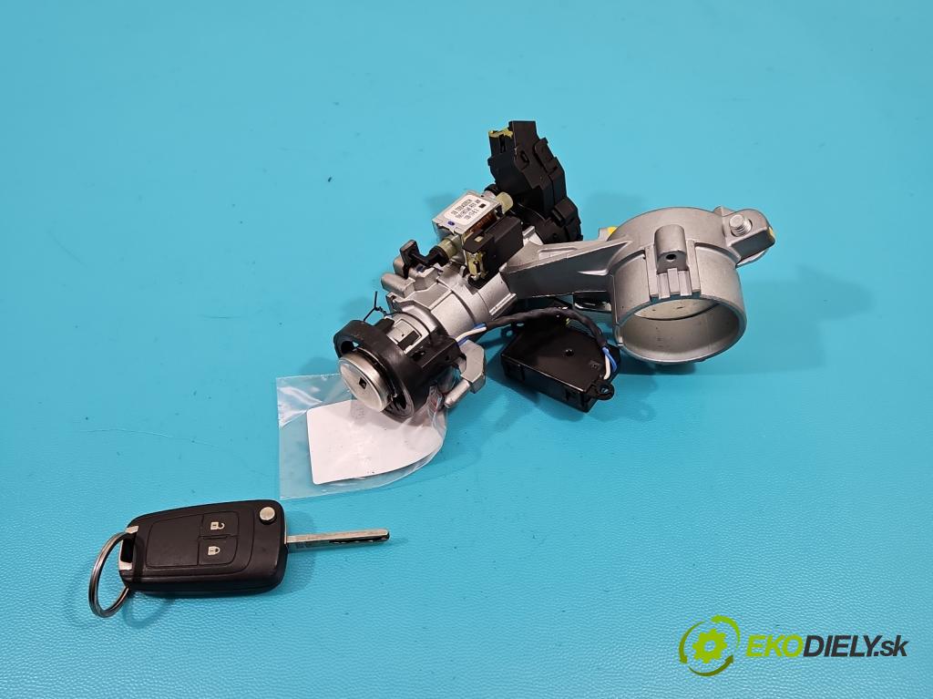 Opel Mokka A 2012-2019 1.4 T 140 HP automatic 103 kW 1364 cm3 5- Spínačka 5901867AK (Spínacie skrinky a kľúče)