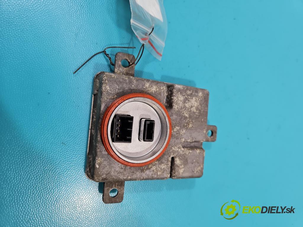 Audi A4 B8 2007-2015 3.0 tdi 239KM automatic 176 kW 2967 cm3 5- střídač: xenon 8K0941597 (Riadiace jednotky xenónu)