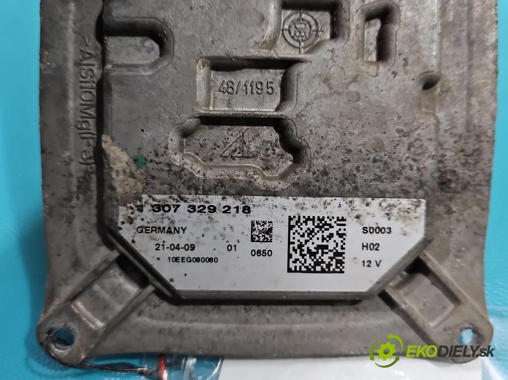 Audi A4 B8 2007-2015 3.0 tdi 239KM automatic 176 kW 2967 cm3 5- střídač: xenon 1307329218 (Riadiace jednotky xenónu)