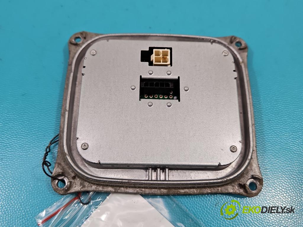 Audi A4 B8 2007-2015 3.0 tdi 239KM automatic 176 kW 2967 cm3 5- střídač: xenon 1307329218 (Riadiace jednotky xenónu)