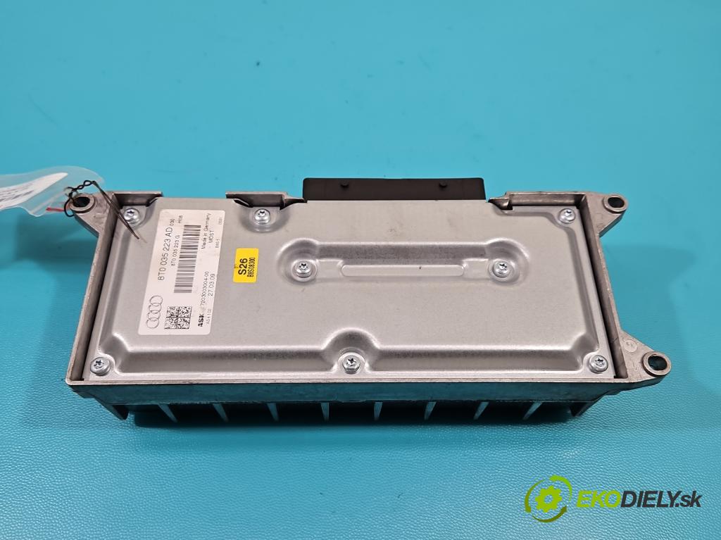 Audi A4 B8 2007-2015 3.0 tdi 239KM automatic 176 kW 2967 cm3 5- Zesilovač: 8T0035223AD (Zosilňovače)