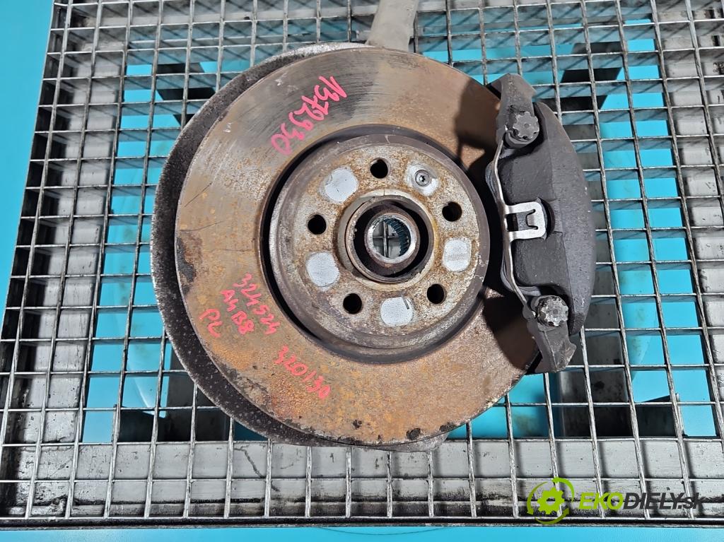 Audi A4 B8 2007-2015 3.0 tdi 239KM automatic 176 kW 2967 cm3 5- náboj ľavé  (Náboje)