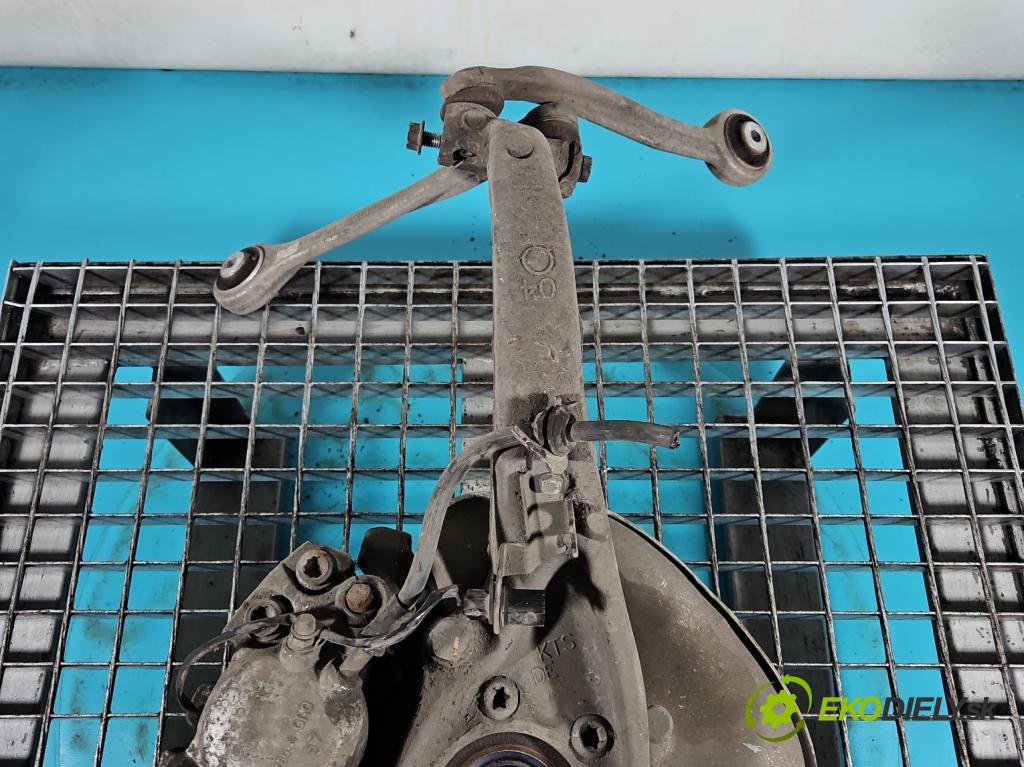 Audi A4 B8 2007-2015 3.0 tdi 239KM automatic 176 kW 2967 cm3 5- náboj ľavé  (Náboje)