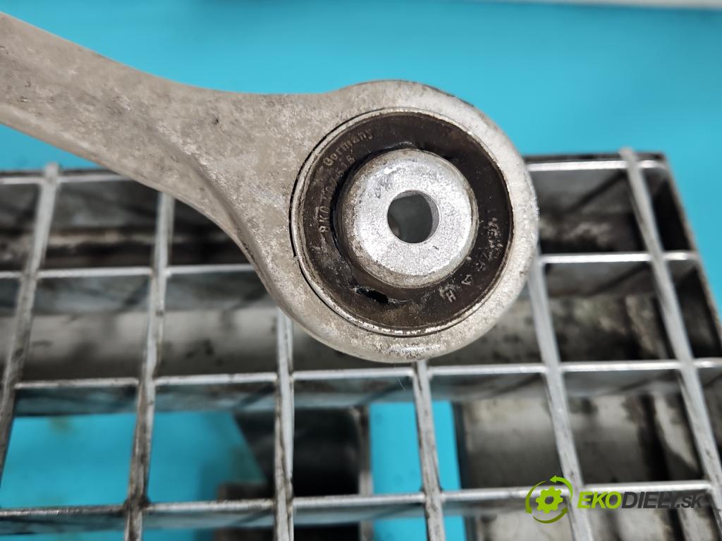 Audi A4 B8 2007-2015 3.0 tdi 239KM automatic 176 kW 2967 cm3 5- náboj ľavé  (Náboje)