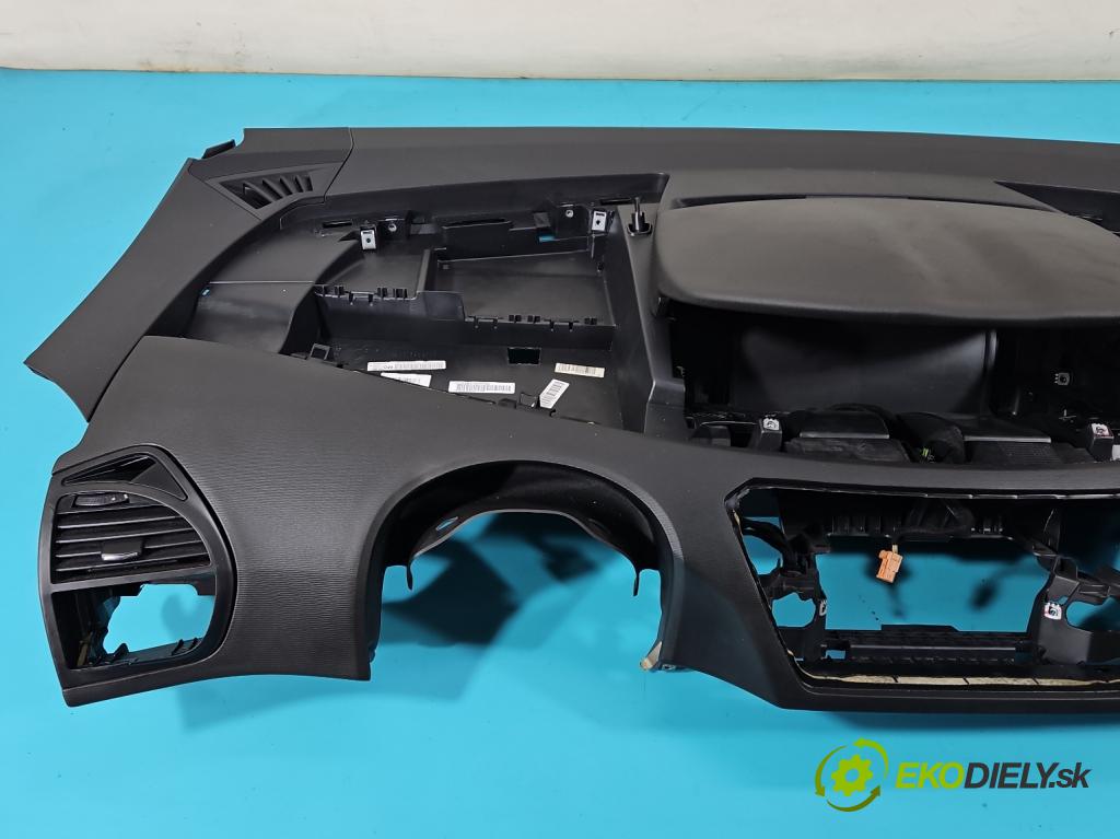 Citroen C4 Picasso I 2006-2013 1.6 hdi 109 HP manual 80 kW 1560 cm3 5- kokpit,pristrojová doska rozdeľovacia