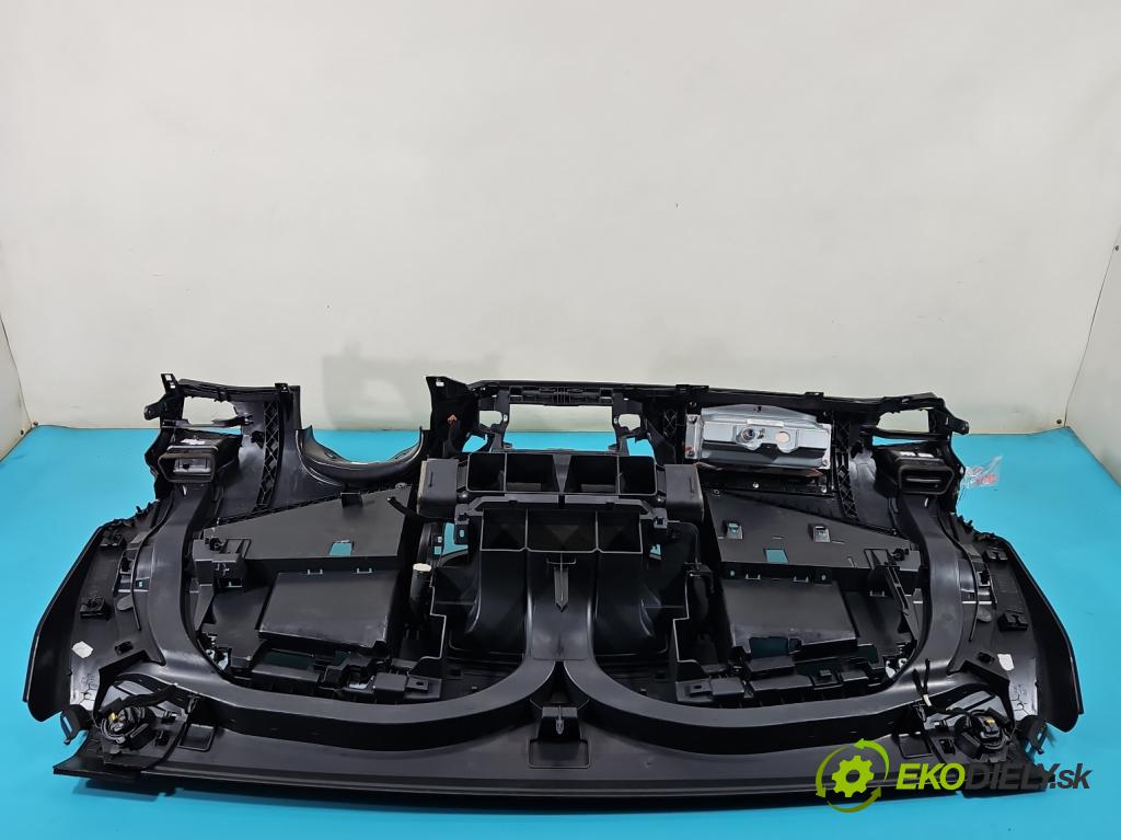 Citroen C4 Picasso I 2006-2013 1.6 hdi 109 HP manual 80 kW 1560 cm3 5- kokpit,pristrojová doska rozdeľovacia
