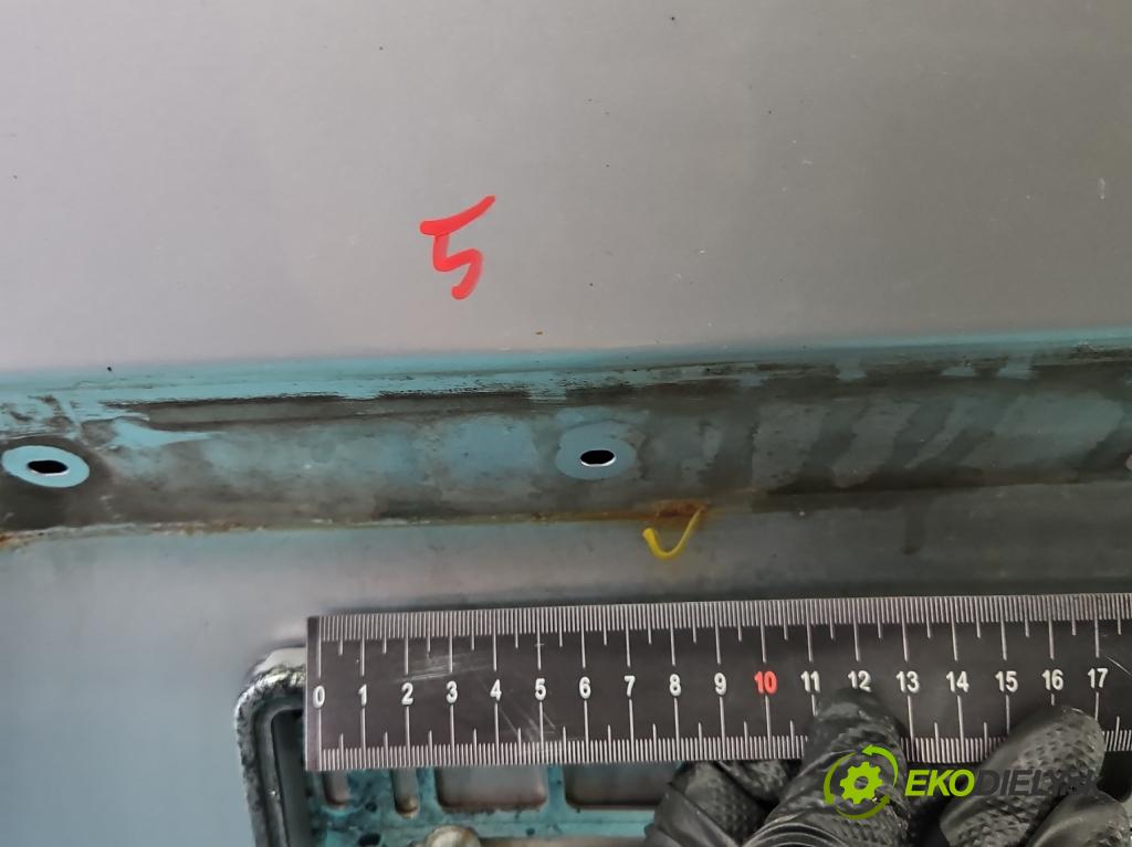 Hyundai I30 I 2007-2012 2.0 16V 143 hp automatic 105 kW 1975 cm3 5- zadní kufrové dveře  (Zadní kapoty)