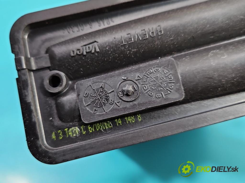 Peugeot 2008 I 2013-2019 1.6 hdi 92 hp manual 68 kW 1560 cm3 5- radiátor  (Radiátory topení)