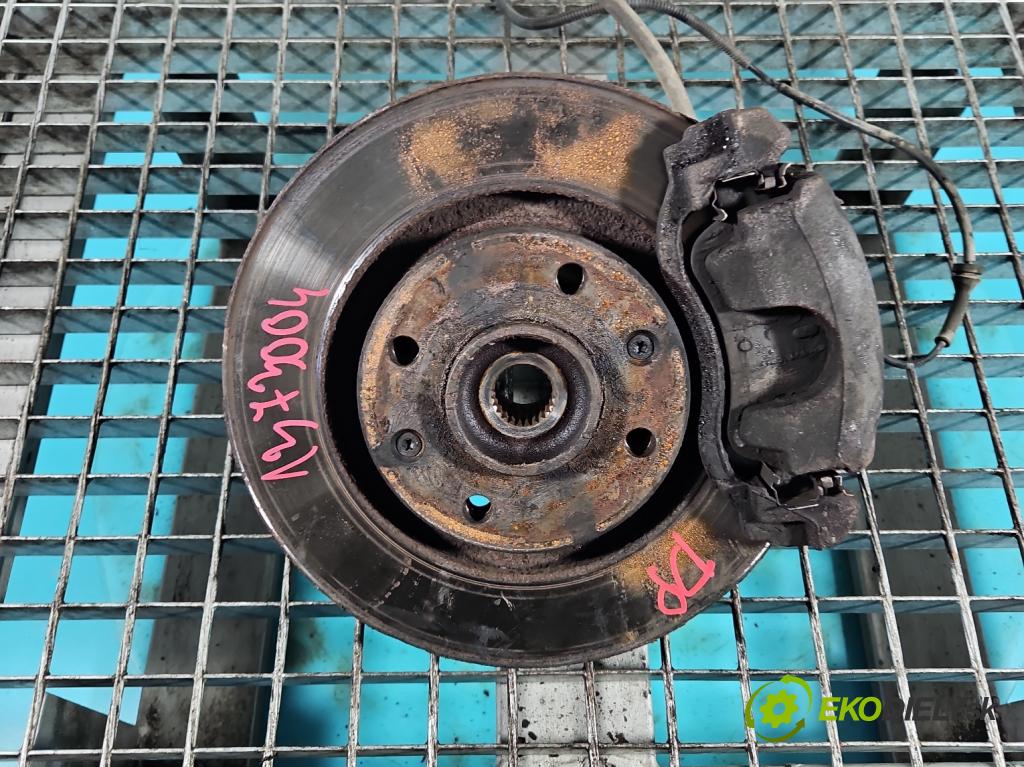 Peugeot 2008 I 2013-2019 1.6 hdi 92 HP manual 68 kW 1560 cm3 5- náboj pravé  (Náboje)