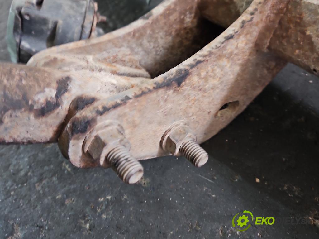 Citroen Xsara II 2000-2004 2.0 hdi 90 hp manual 66 kW 1997 cm3 5- oko tažné  (Tažná zařízení)