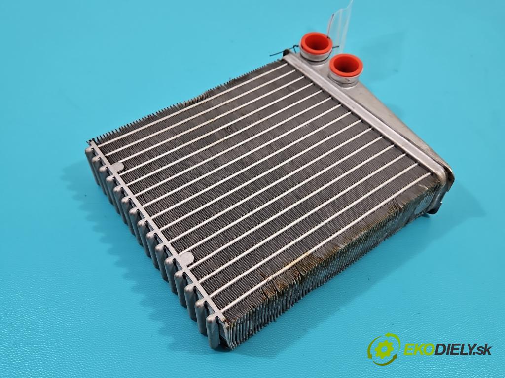 Renault Twingo II 2007-2014 1.5 dci 64 hp manual 47 kW 1461 cm3 3- radiátor  (Radiátory topení)