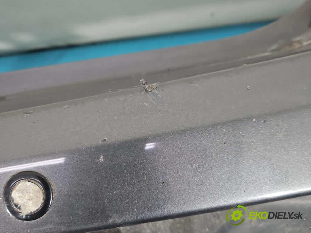 Opel Astra IV 2009-2015 1.4 16V A14XER 101 hp manual 74 kW 1398 cm3 5- nárazník zadní  (Klika dveří ostatní)