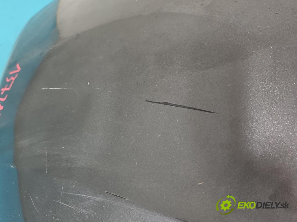 Opel Astra IV 2009-2015 1.4 16V A14XER 101 hp manual 74 kW 1398 cm3 5- nárazník zadní  (Klika dveří ostatní)