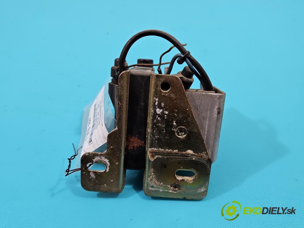 Audi 80 B4 1991-1994 2.0 90 HP manual 66 kW 1984 cm3 4- cievka zapaľovacia  (Zapaľovacie cievky, moduly)