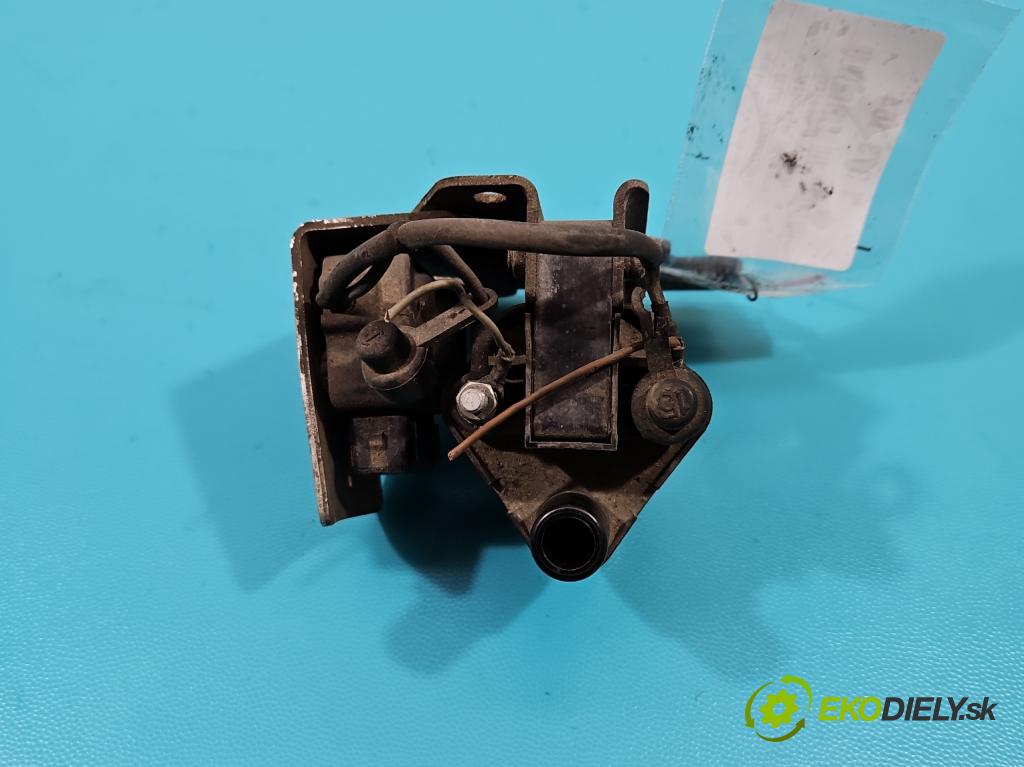 Audi 80 B4 1991-1994 2.0 90 HP manual 66 kW 1984 cm3 4- cievka zapaľovacia  (Zapaľovacie cievky, moduly)