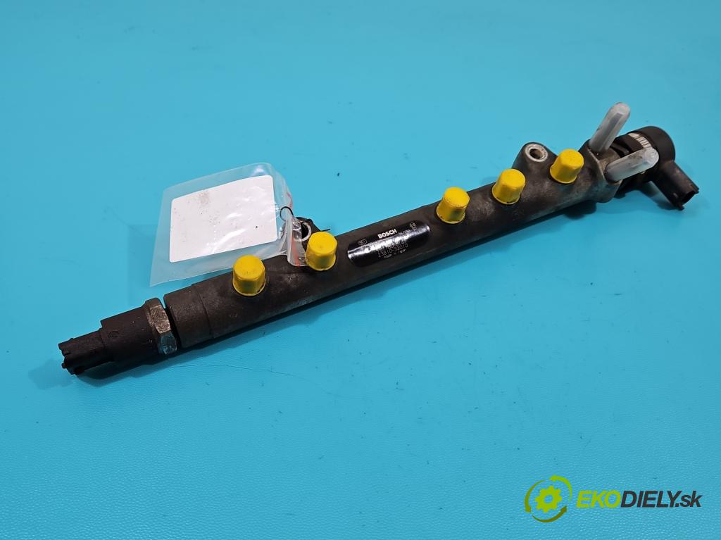 Toyota Yaris I 1999-2005 1.4 D4D 75 HP manual 55 kW 1364 cm3 3- lišta vstrekovacia 0445214032 (Vstrekovacie lišty)