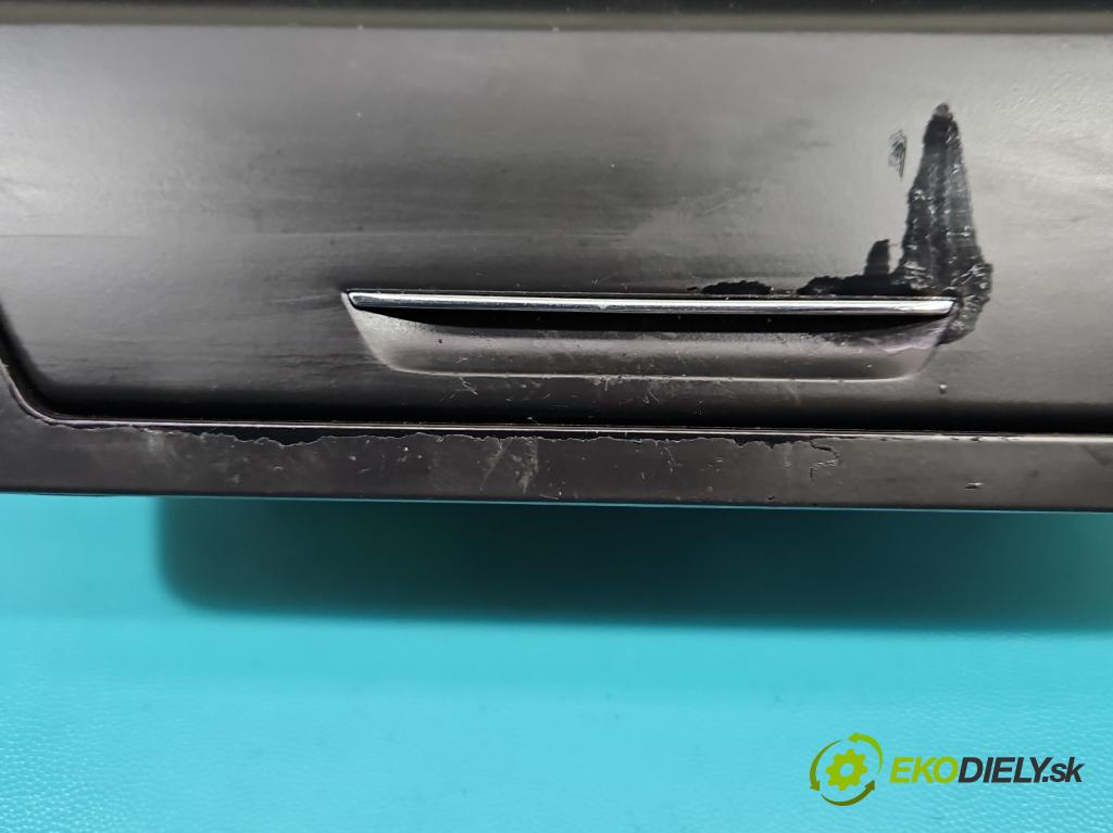 Citroen C4 Picasso I 2006-2013 1.6 hdi 109 HP manual 80 kW 1560 cm3 5- Mřížka: kúrenia stredová  (Mriežky kúrenia (fukáre))