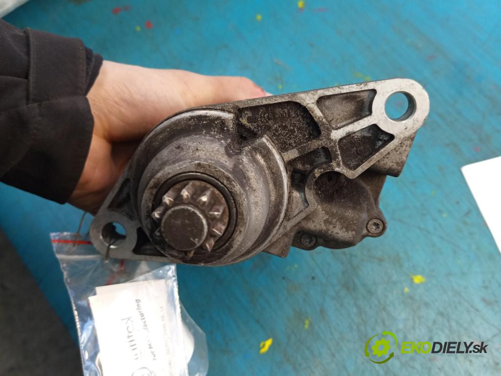 Vw Fox 1.2 6V 54 HP manual 40 kW 1198 cm3 3- štartér  (Štartér)