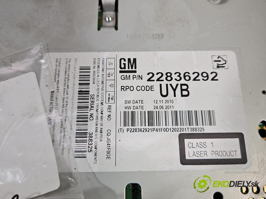 Opel Astra IV 2009-2015 1.4 16V 101 HP manual 74 kW 1398 cm3 5- Radio originál 22836292