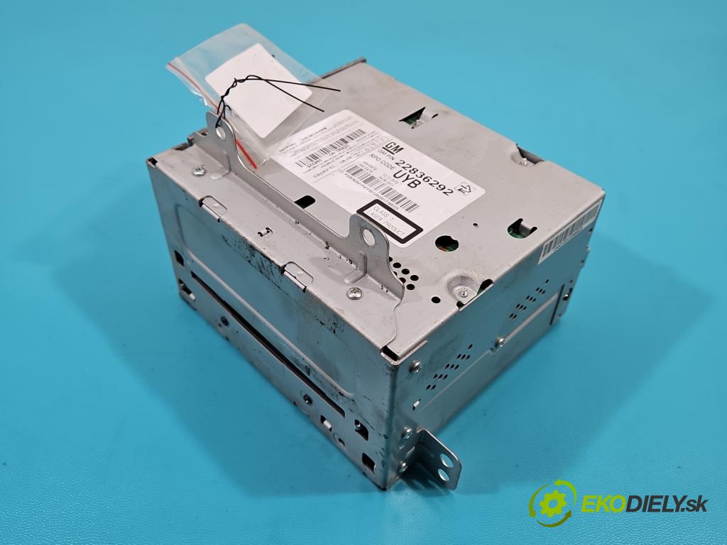 Opel Astra IV 2009-2015 1.4 16V 101 HP manual 74 kW 1398 cm3 5- Radio originál 22836292