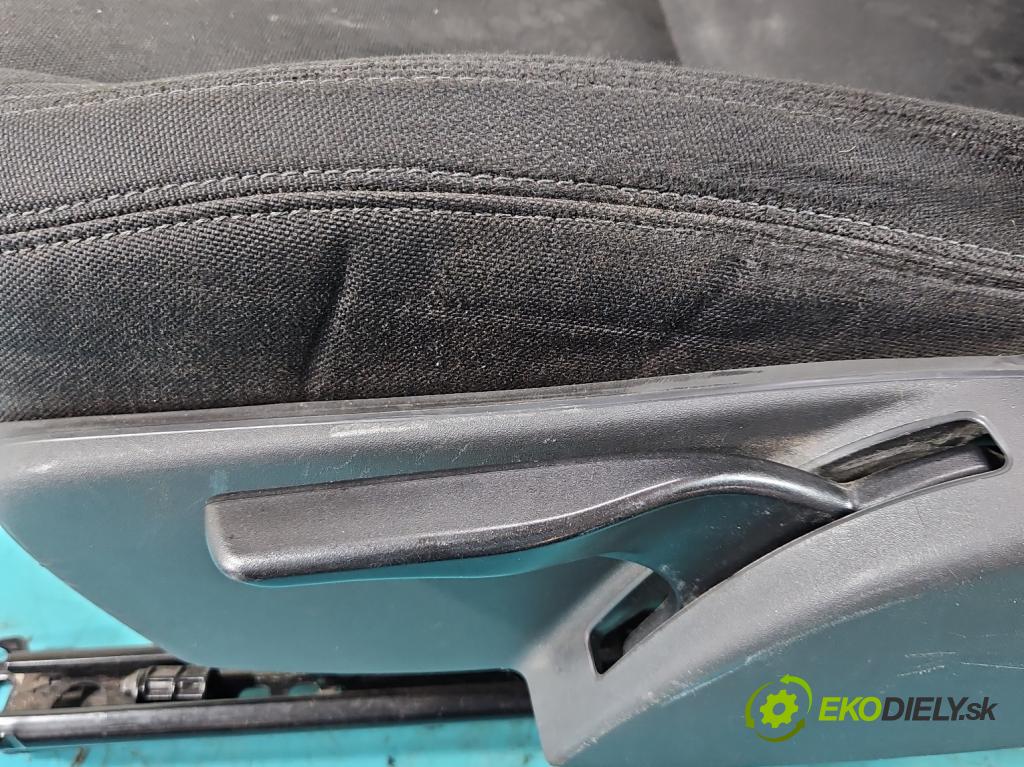 Volvo XC60 I 2008-2017 2.4 D5 175 HP manual 129 kW 2400 cm3 5- Sedačka ľavý  (Sedačky, sedadlá)