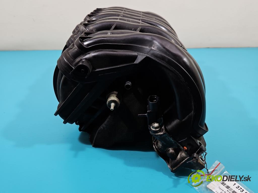 Toyota Avensis I T22 1997-2003 2.0 vvti 150 HP manual 110 kW 1998 cm3 5- zvod nasávací  (Sacie potrubia)