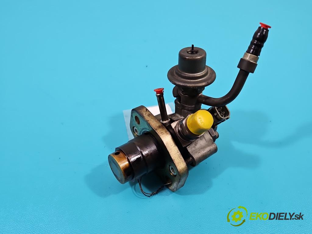 Toyota Avensis I T22 1997-2003 2.0 vvti 150 hp manual 110 kW 1998 cm3 5- čerpadlo paliva 23100-28030