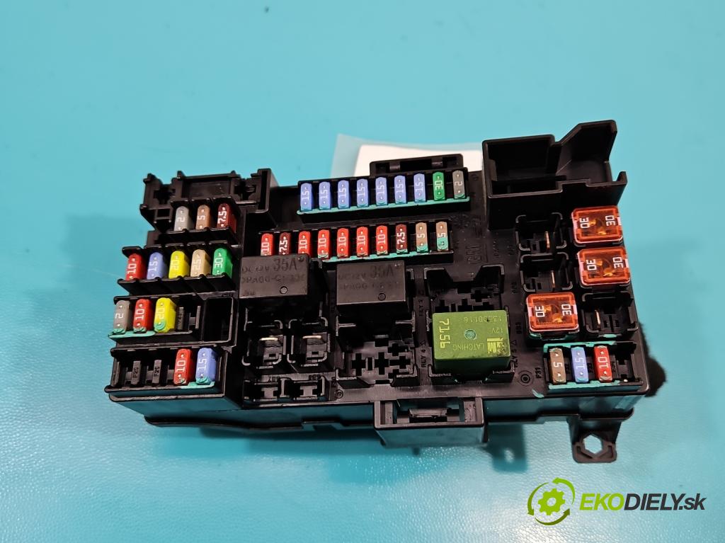 Opel Mokka A 2012-2019 1.4 T 140 hp automatic 103 kW 1364 cm3 5- skříňka pojistková 1309271445 (Pojistkové skříňky)